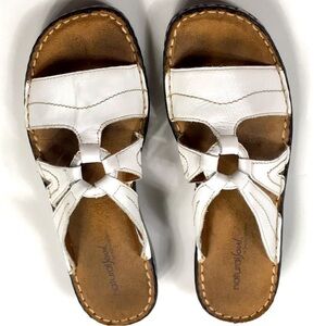 Sale Natural Soul By Sandals Leather White  Black Women Shoes Size 10